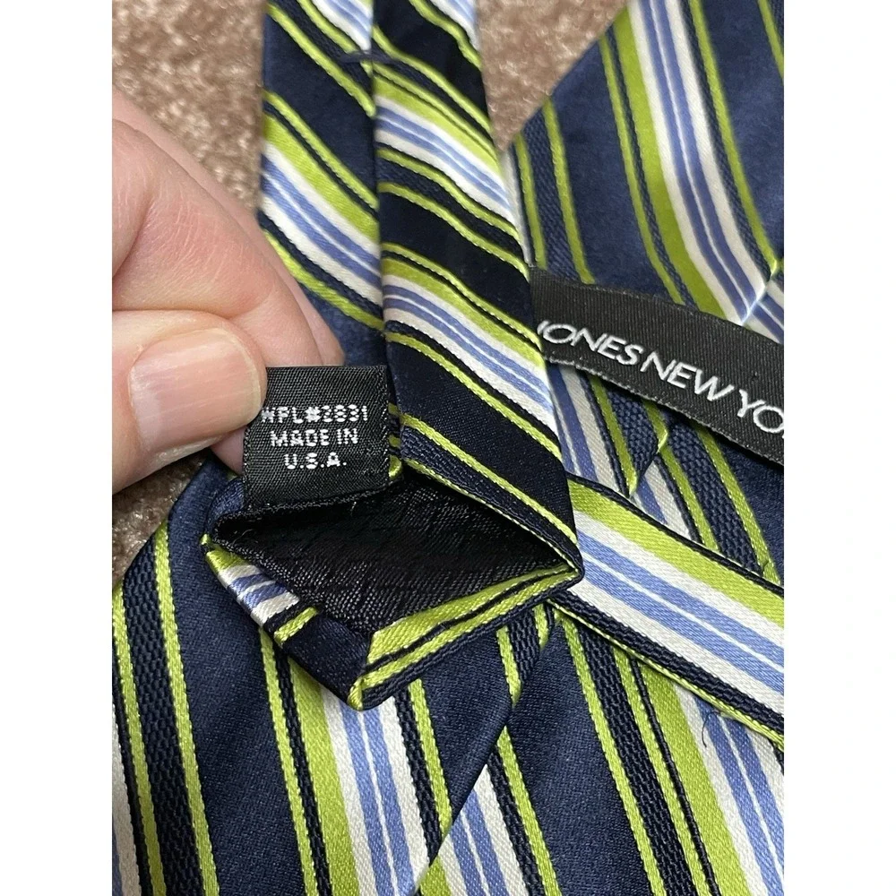 Jones New‎ York Tie Green Blue White Diagonal Striped Silk Woven Men's Necktie
